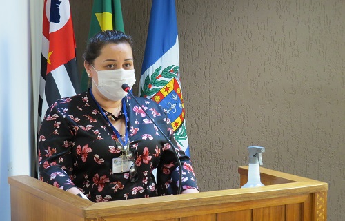 diretora Casa Naim 1