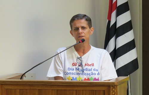 tribuna livre munícipe Teresinha de Lourdes