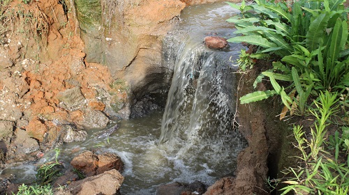 Edemilson-esgoto-Nair-Maria-Nações2